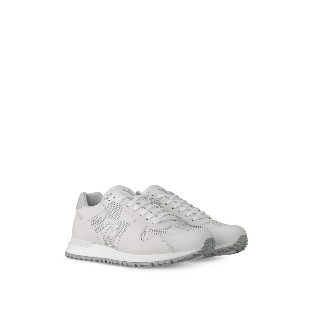 Sneaker Run Away - #9