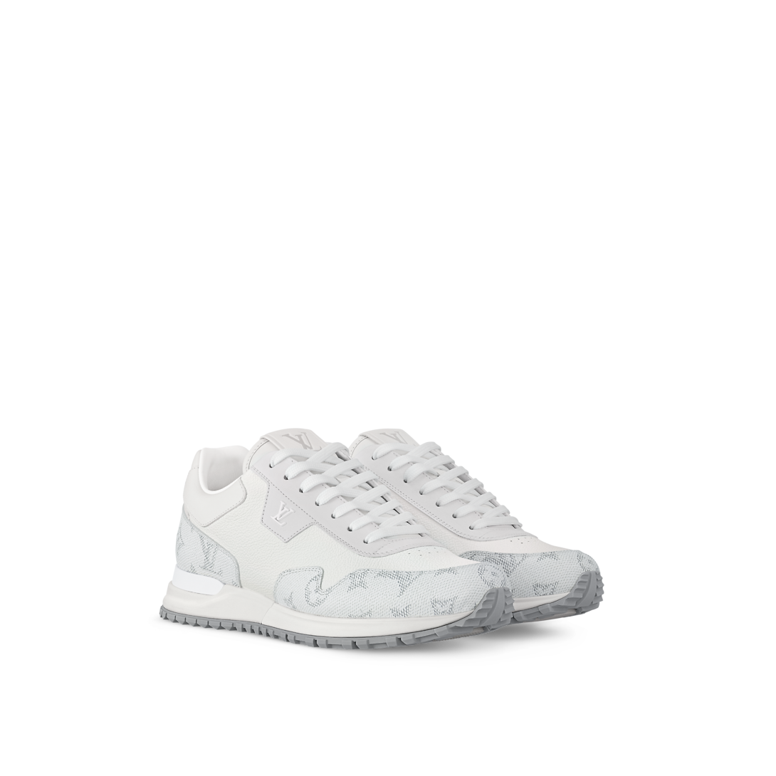 Sneaker Run Away - #12