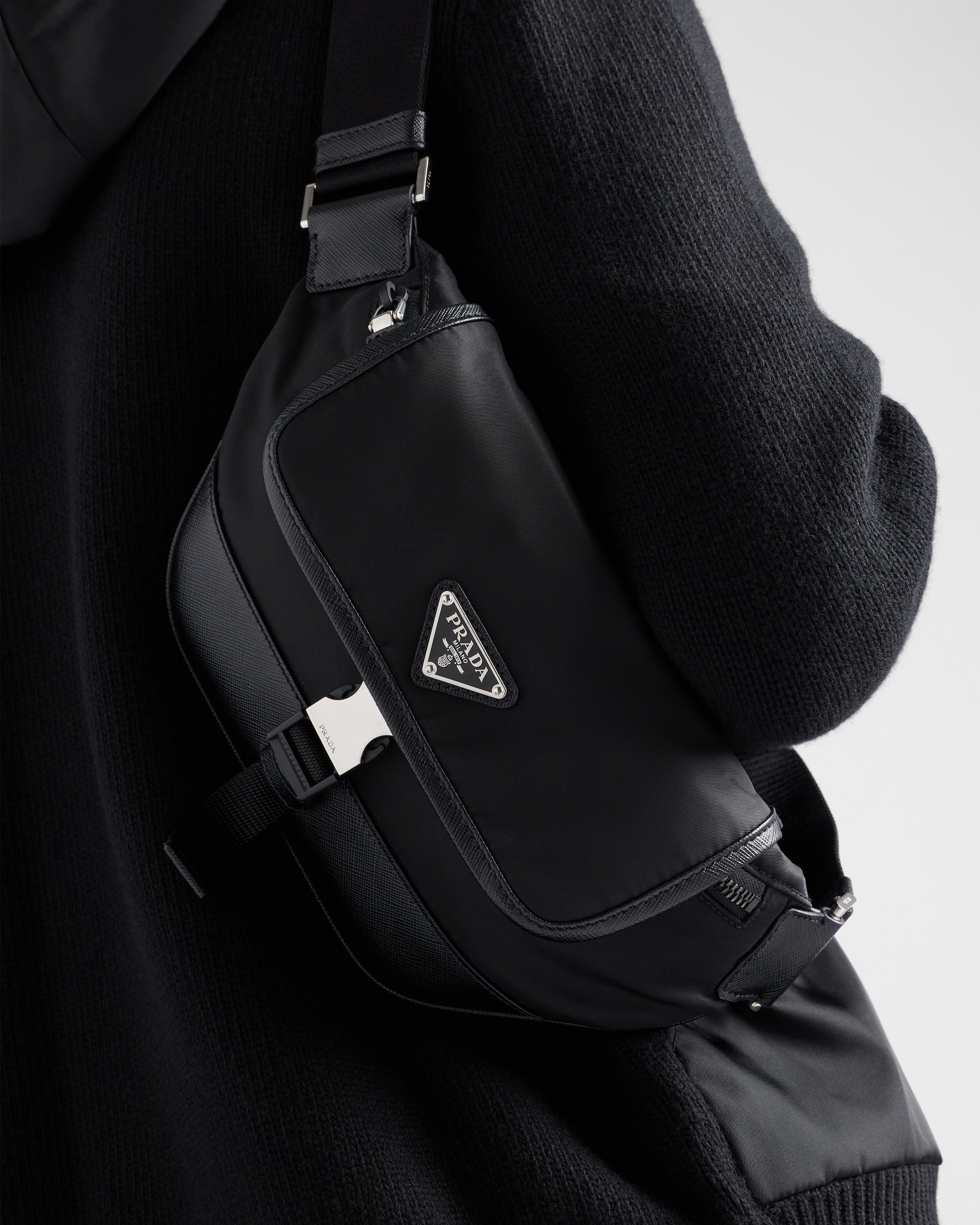 Sac porté épaule en Re-Nylon et cuir Saffiano - #11